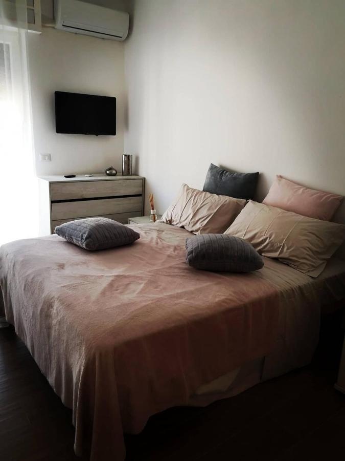 Adele'S House Bed & Breakfast Наполи Екстериор снимка